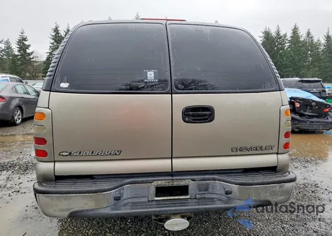 2002 Chevrolet Suburban C1500 z USA, uszkodzony, nr VIN 3GNEC16ZX2G201189
